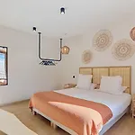 Intense Boutik-hotel 3*