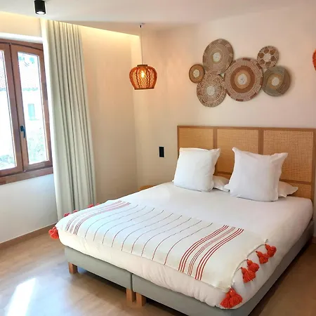 Intense Boutik-hôtel 3*