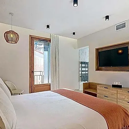 Intense Boutik-hotel 3*